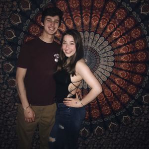 Meet your Posher, Danielle